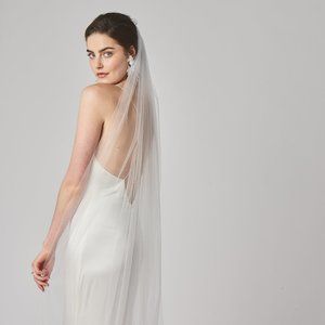 Alexandra Grecco Signature Veil